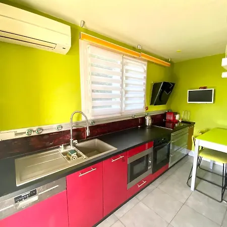 Villa Grande 6 Personnes Avec Piscine Dans Un Cadre Verdoyant Soyons