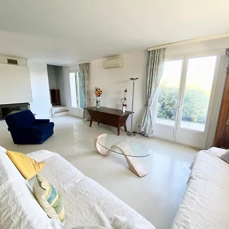 Villa Grande 6 Personnes Avec Piscine Dans Un Cadre Verdoyant *
